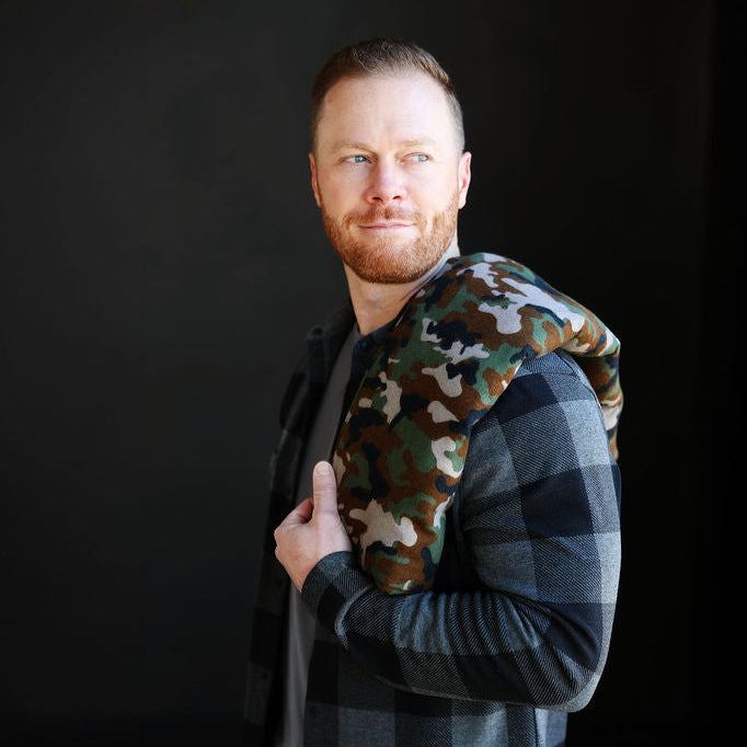 flannel camo print neck heat pad