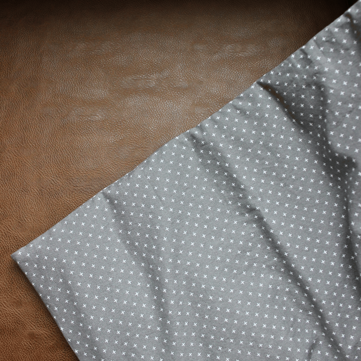 Body Pad Cover - Positively Gray